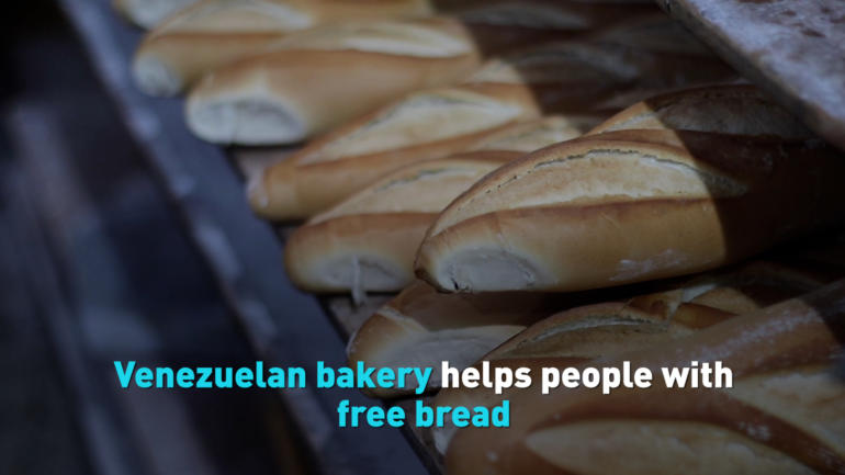 Venezuelan bakery helps people with free bread