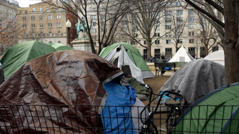 Washington, DC clears out homeless encampment | CGTN America