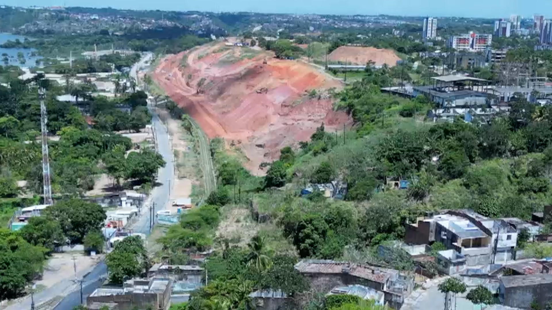 Salt Mine Collapses In Brazil’s Maceio | CGTN America