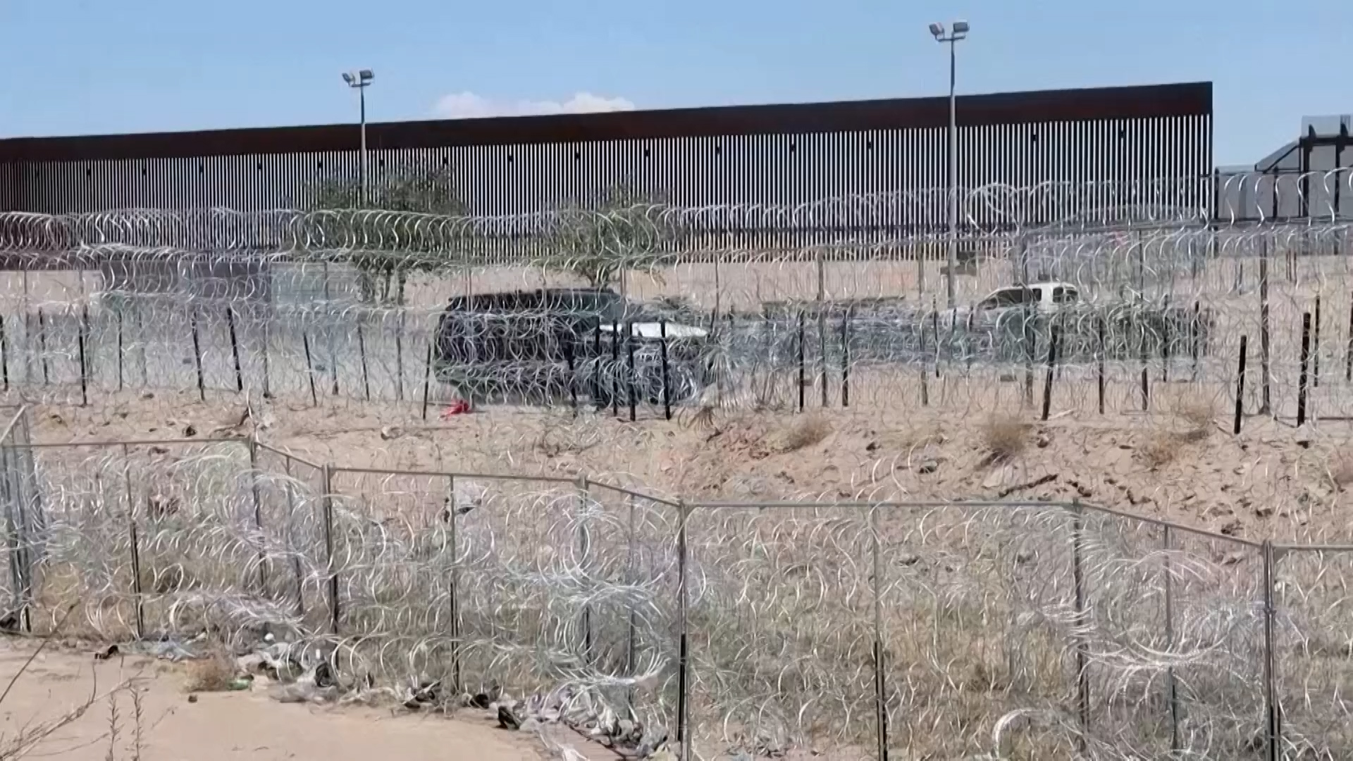 Politicians raise concerns over ongoing U.S.-Mexico border crisis ...