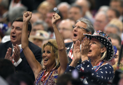 delegates cheer