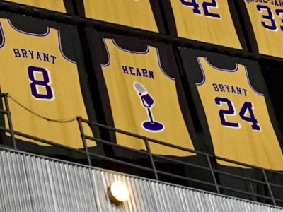 LA Lakers retire both jersey numbers for Kobe Bryant