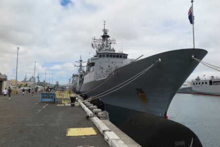 Royal New Zealand Navy frigate HMNZS Te Mana (F111) is moored pierside during an open ship day held at Joint Base Pearl Harbor-Hickam, July 7. (RNZN photo by Lt. Cmdr. Andrew Lincoln/Released) HMNZS Te Mana Participates in Open Ship Day during RIMPAC 2018