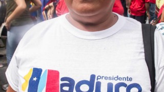 "We are not going to let any oligarch from abroad come to invade Venezuela and to steal our wealth." --Marisol Zurita, who lives in Petare, Caracas' biggest slum. (Photo: Gindel Delgado)