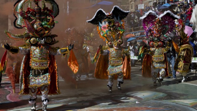 Dancers perform the traditional "Diablada" or Dance of the Devils during the Carnival in Oruro, Bolivia, Saturday, March 2, 2019. (AP Photo/Juan Karita) Bolivia Carnival
