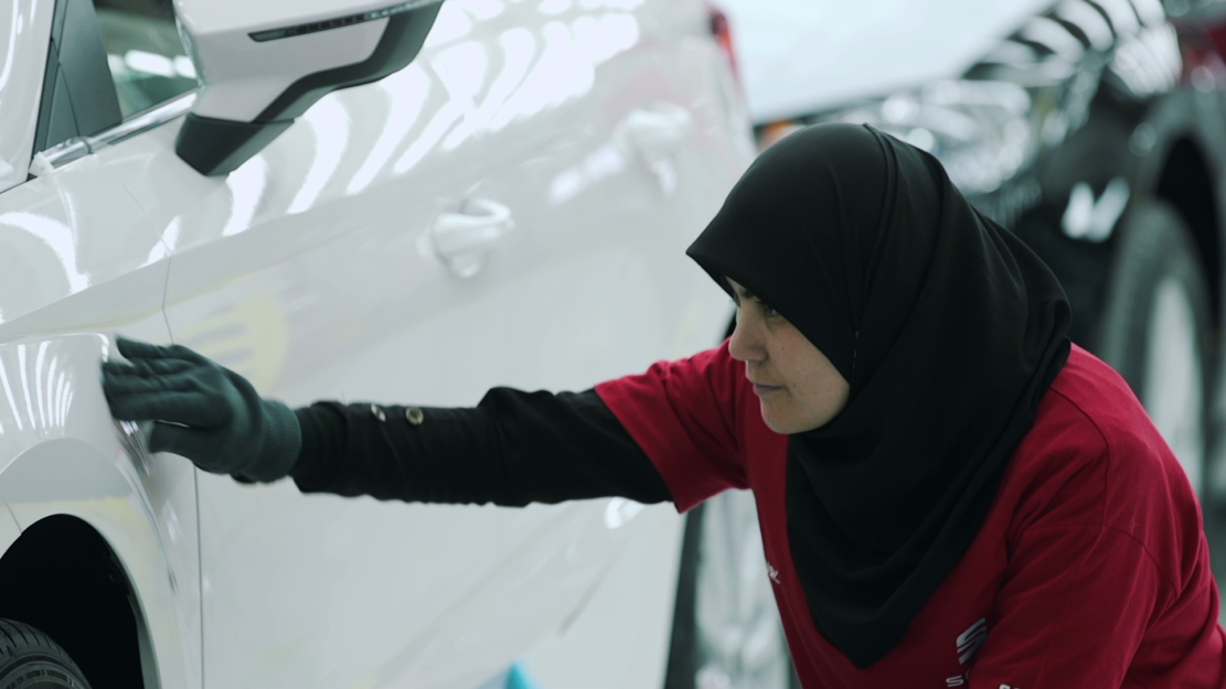 This pursuit of competitive pricing and global market growth has seen automobile manufacturers increasingly outsource labor to foreign countries.